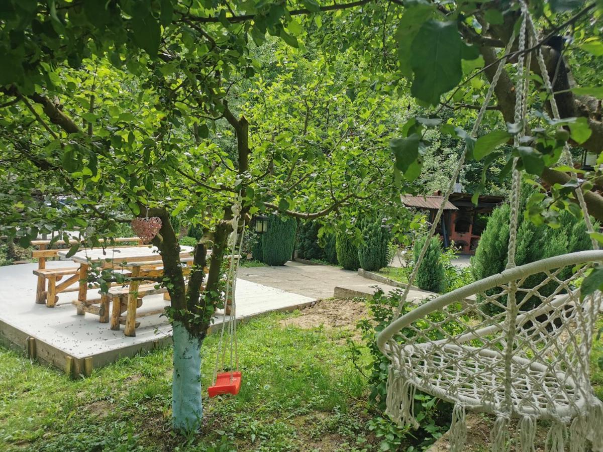 Casa Noastra Hotel Orsova Luaran gambar