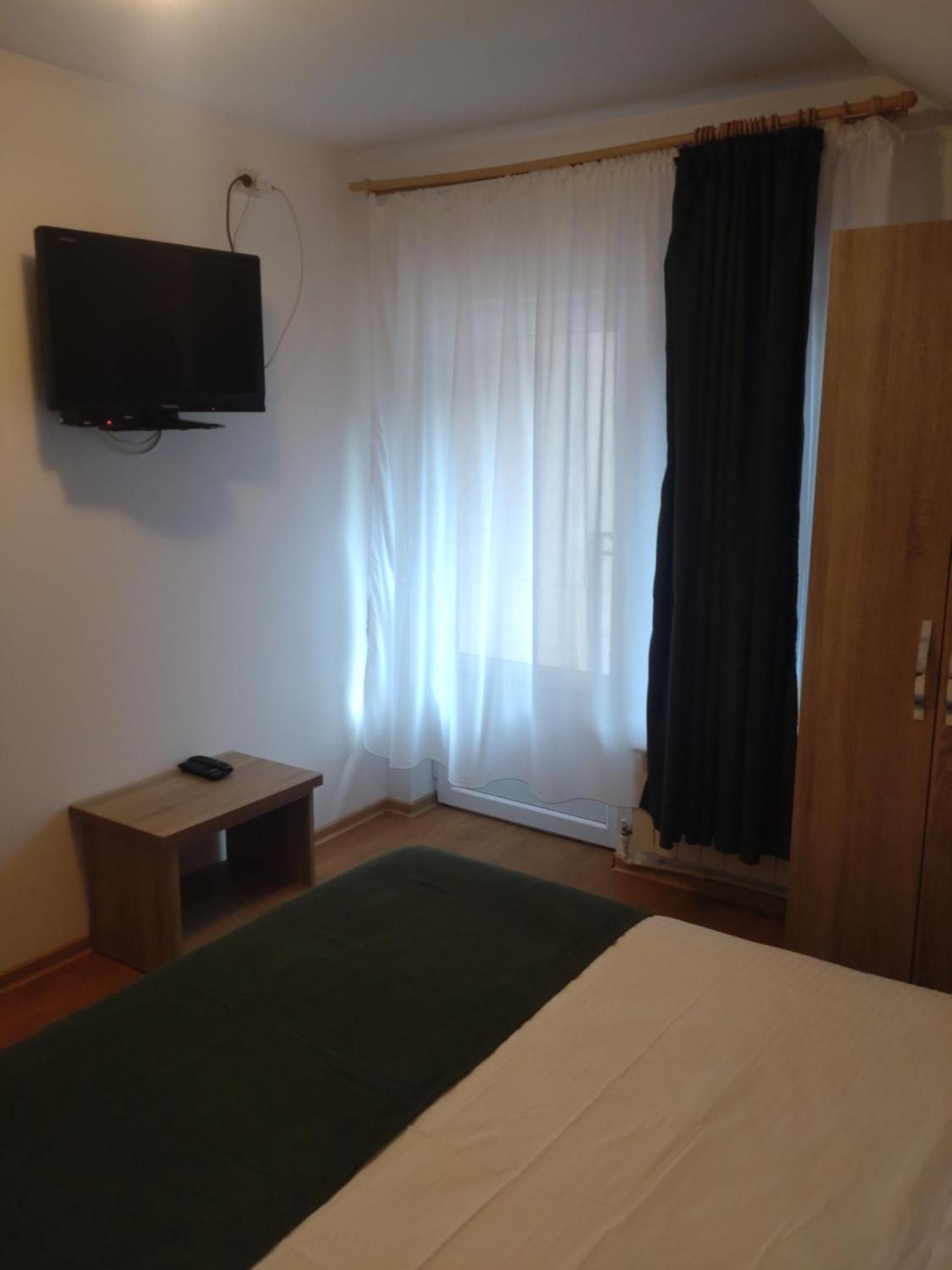 Casa Noastra Hotel Orsova Bilik gambar